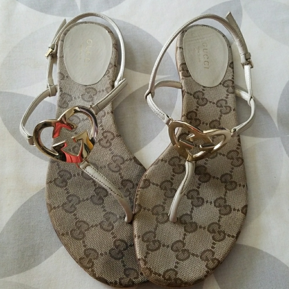 Gucci thong sandals